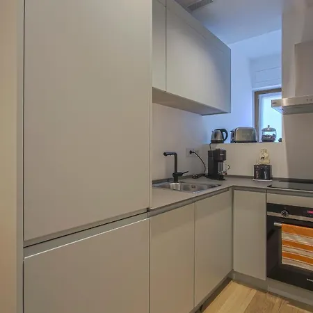 Lux Apartment-hosted By Sweetstay Apartament *